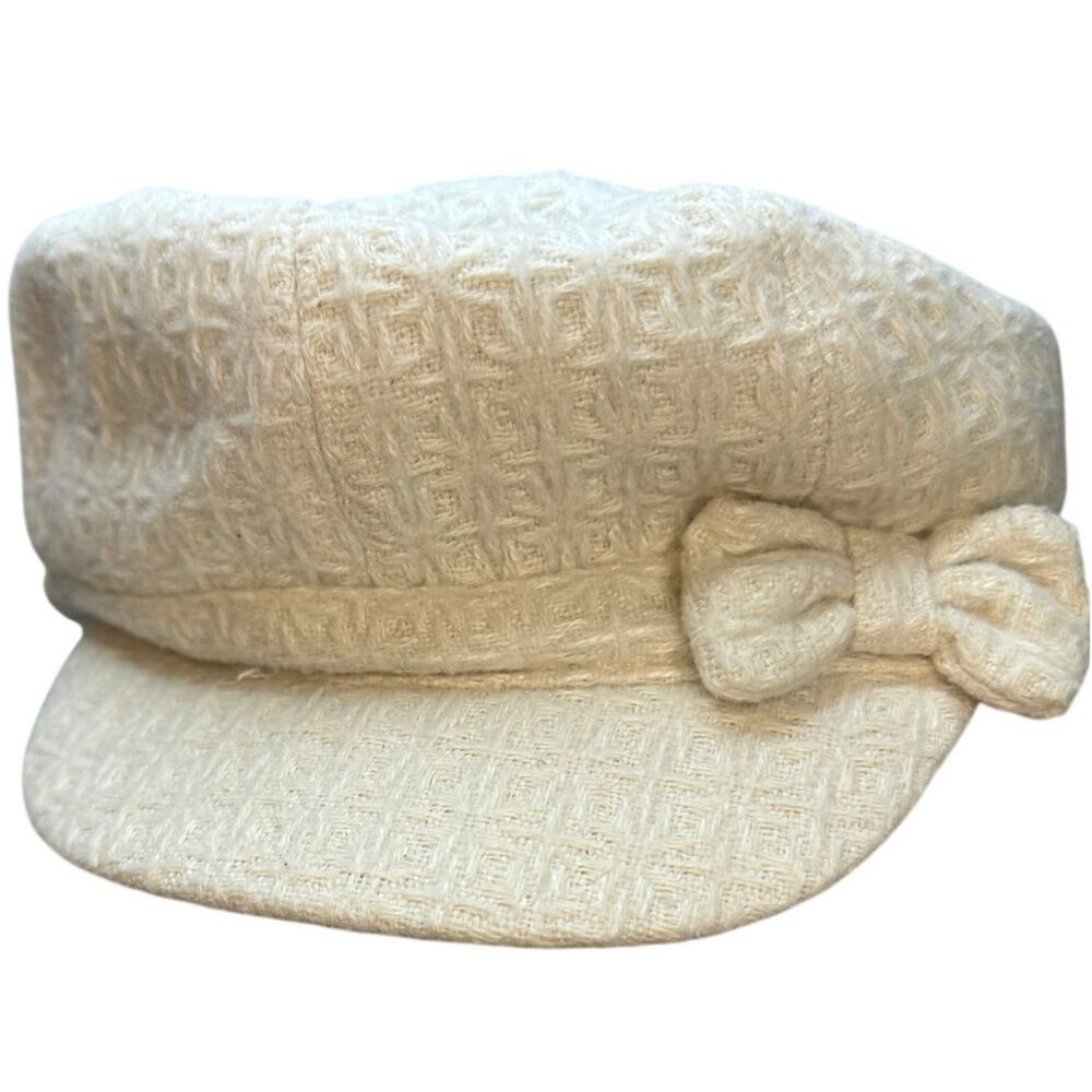 White Tweed Newsboy Cap Bow Geometric Textured Coquette French Girl